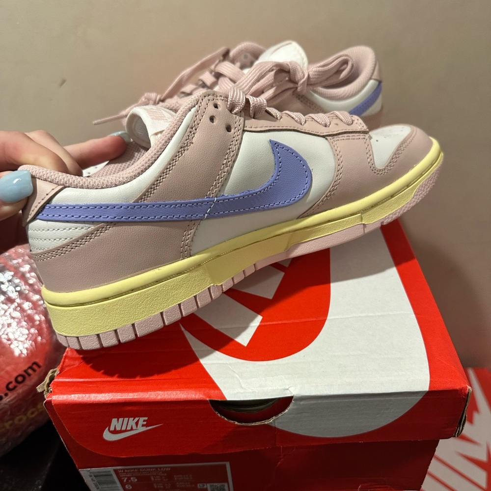 Nike dunk low pink Oxford womens